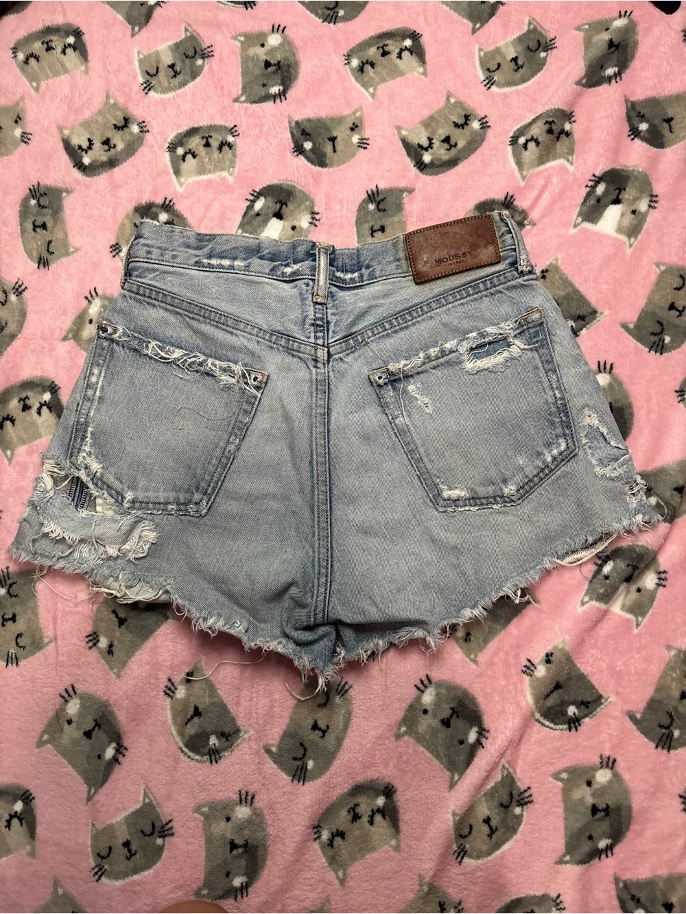 Moussy Vintage High Rise Distressed Denim Shorts Size 25